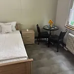 Vastus Homes Homestay szállás *