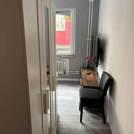 ホームステイ Vastus Homes ドゥイスブルグ