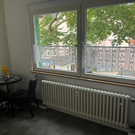 ホームステイ Vastus Homes ドゥイスブルグ