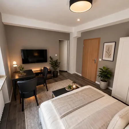 Homestay Laroni